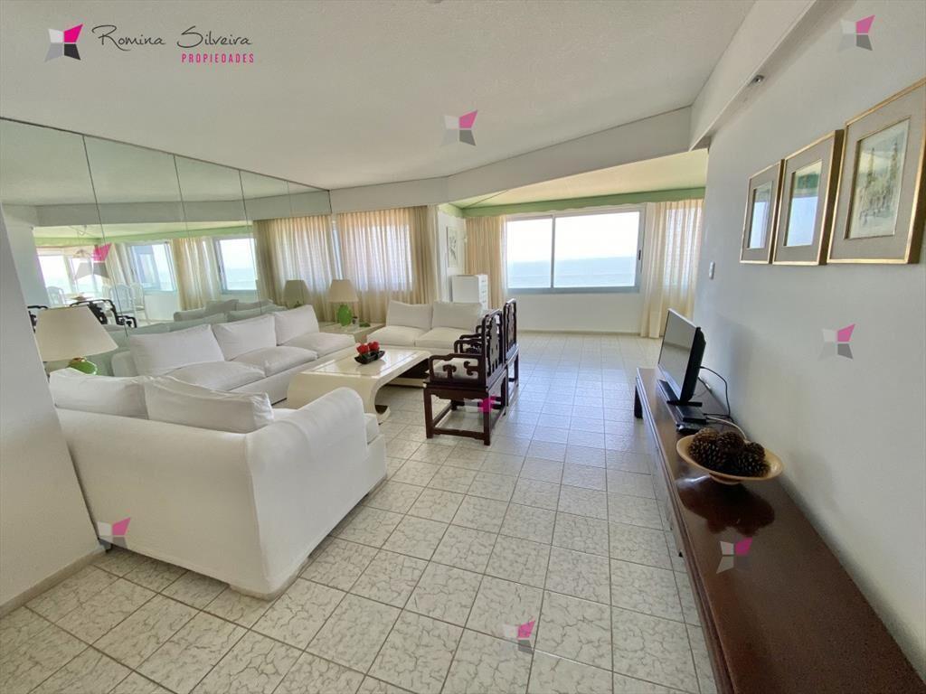 Apartamento en Peninsula, 3 dormitorios *