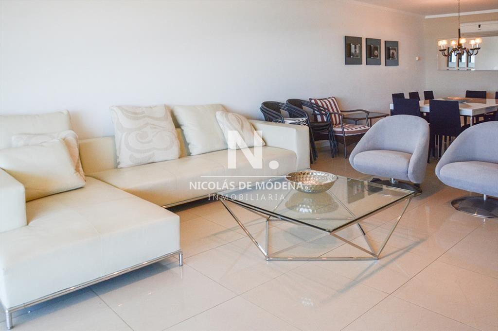 Departamento en Torre Lobos en alquiler frente al