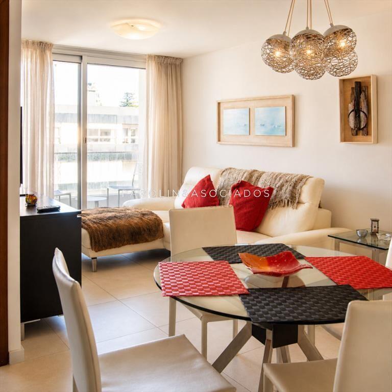 Apartamento en venta de 1 dormitorio en edificio