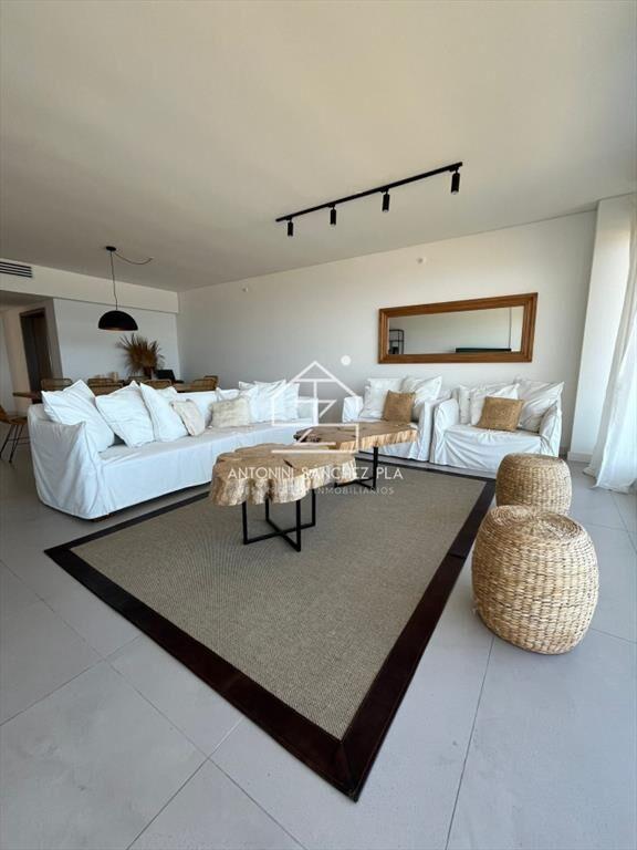 LUJOSO APARTAMENTO PLAYA BRAVA PUNTA DEL ESTE 4 SUITES