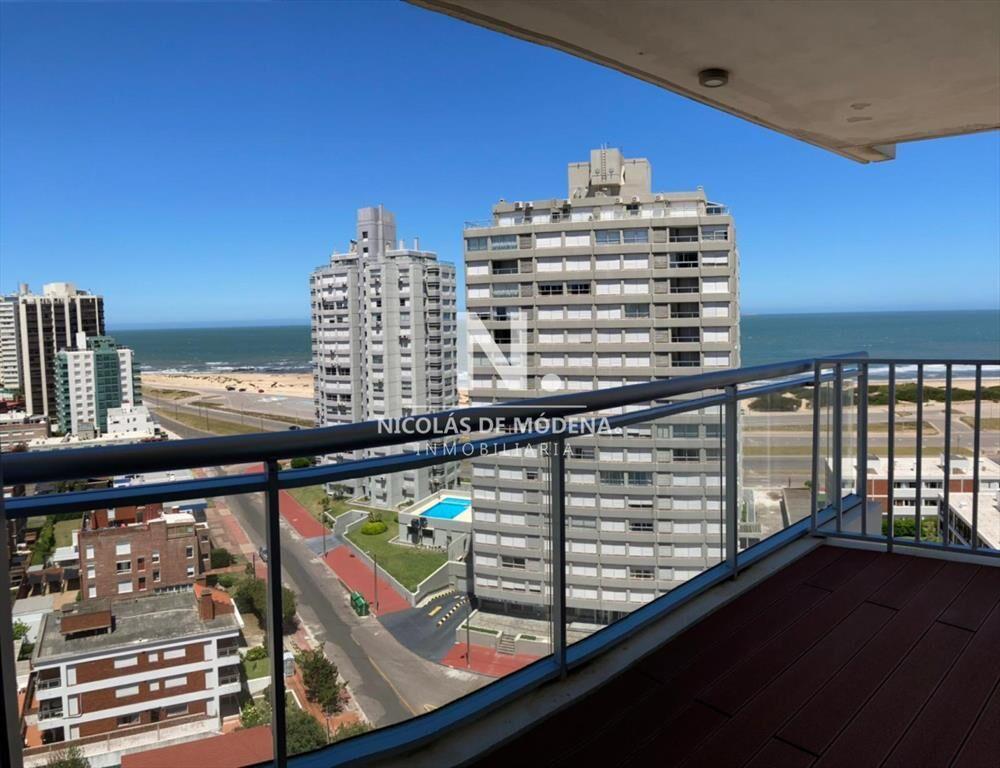 Torre de alta gama con amenities exclusivos.