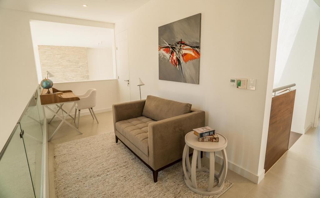 VENTA CASA A ESTRENAR 4 DORMITORIOS + DEPENDENCIA