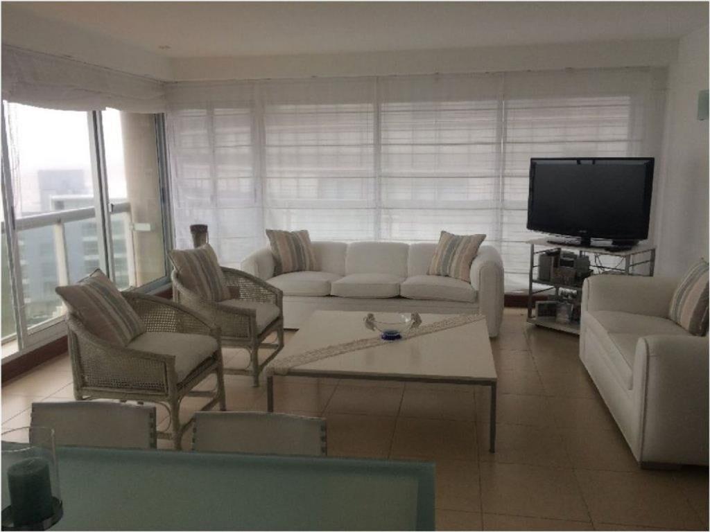 Apartamento en venta, piso alto con vista al mar en Peninsu