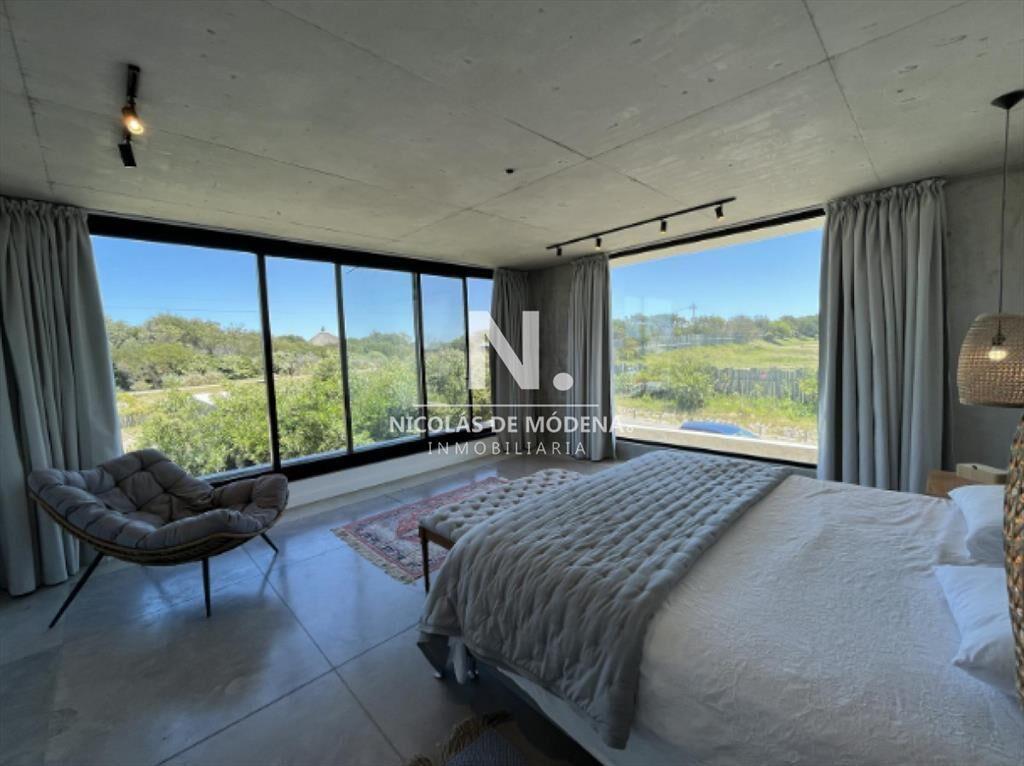 En venta casa en Jose Ignacio de 3 dormitorios.