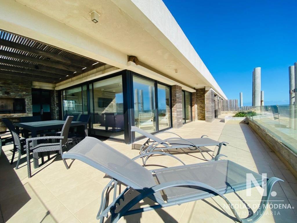 Departamento en venta de 3 dormitorios y dependencia en Man