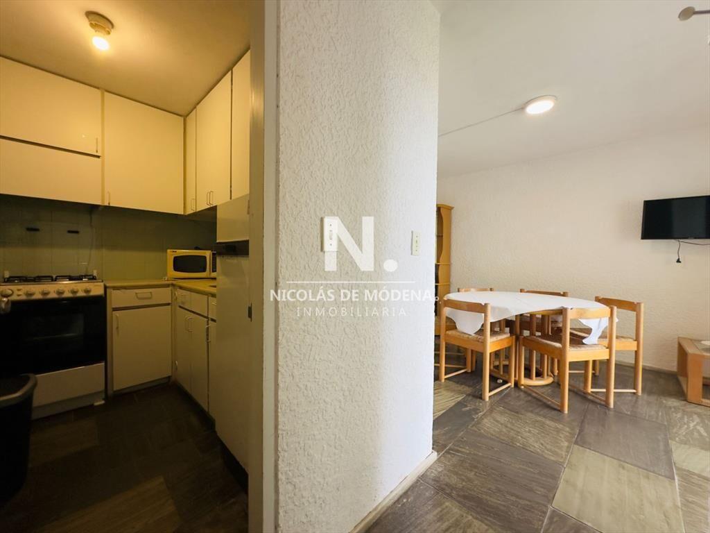 Apartamento en venta, 2 dormitorios, primera linea de la br