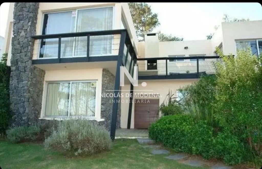 OPORTUNIDAD VENDO CASA EN MONTOYA 5 DORM + OPCION
