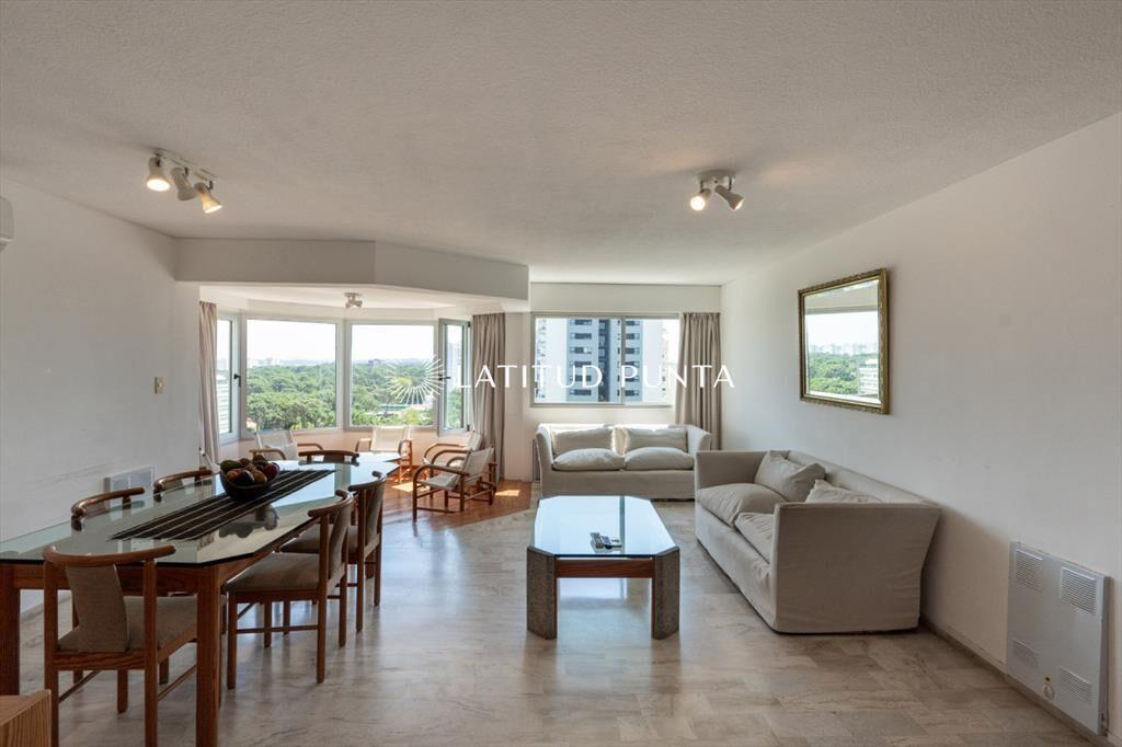 Apartamento en Roosevelt, 3 dormitorios