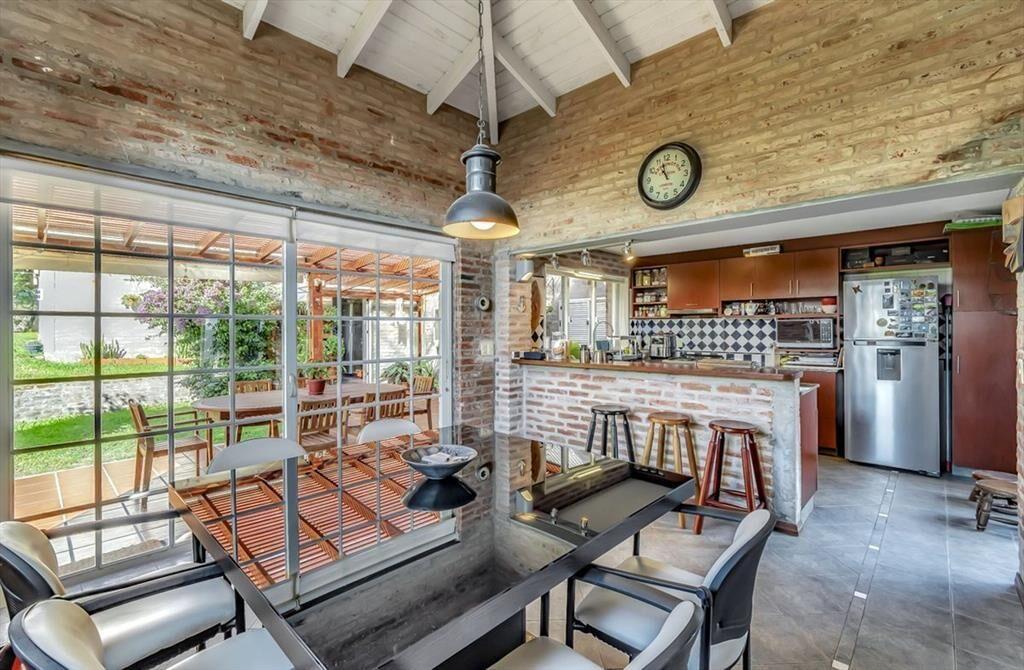 Casa en venta frente al mar en Piriapolis