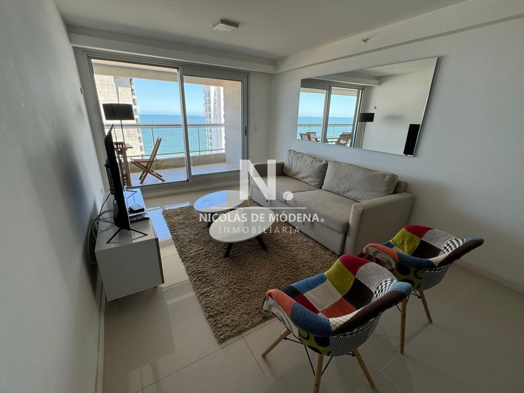 Vende apartamento de 2 dormitorios en Brava, del
