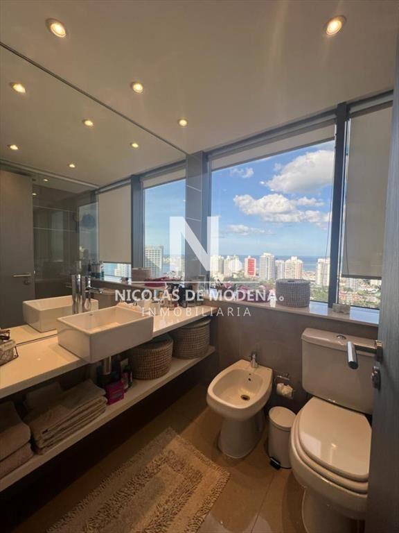 Apartamento en Mansa - Punta del Este - Alexander