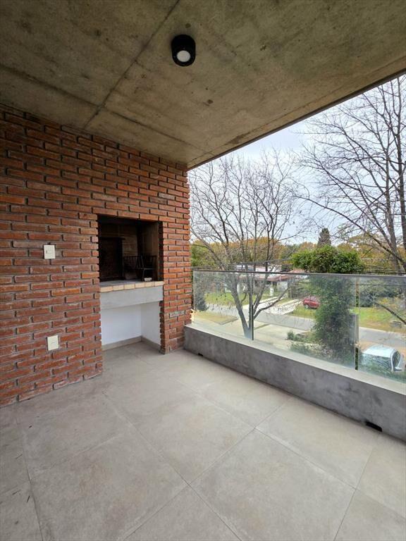Apartamento 2 Dormitorios, 2 bñs, 2 cocheras, Carrasco No...