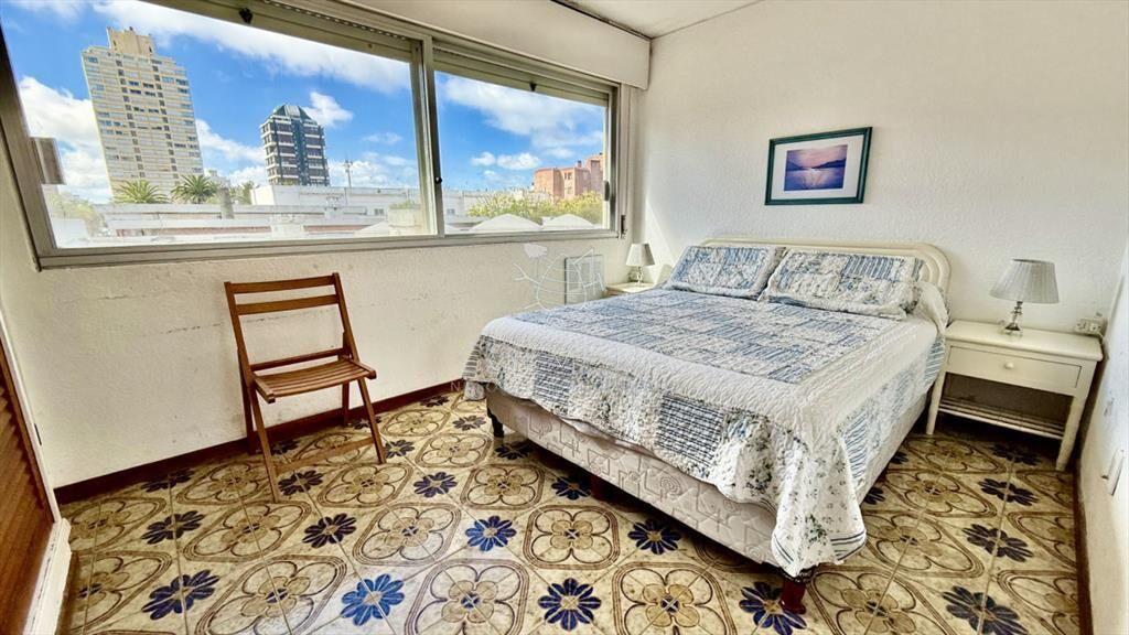 Apartamento en venta 2 dormitorios al PUERTO!