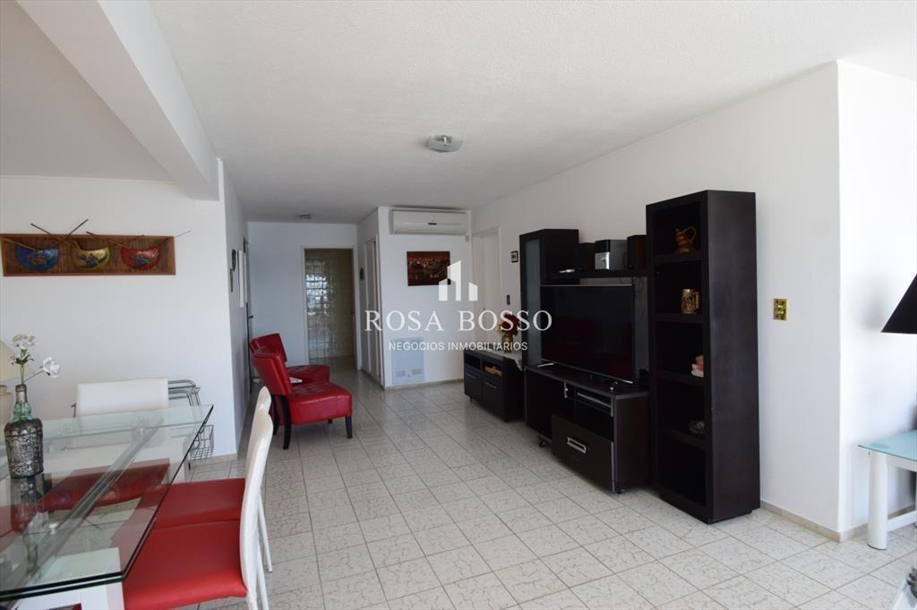 Apartamento en venta con vista al puerto