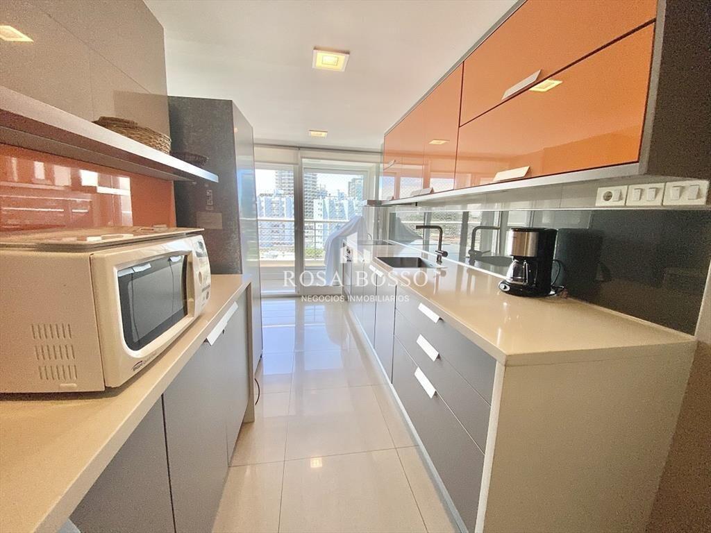 Apartamento Alquiler 2 dormitorios y dependencia