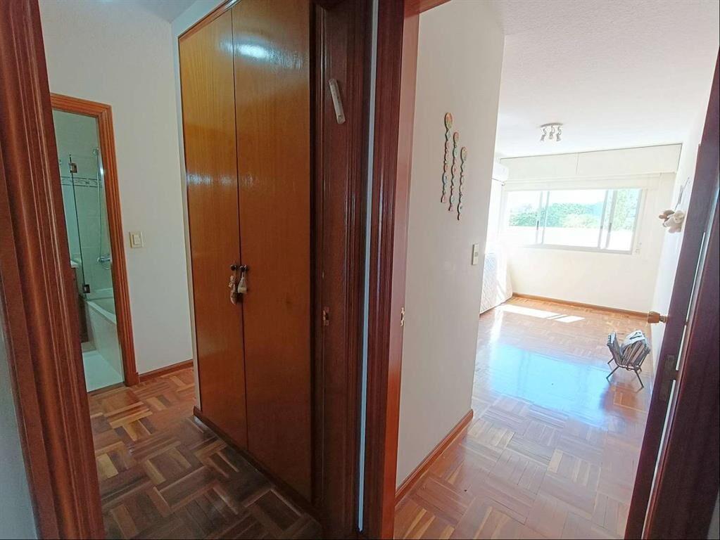 Venta Apartamento Pocitos 2 Dormitorios 2 Baños Garaje