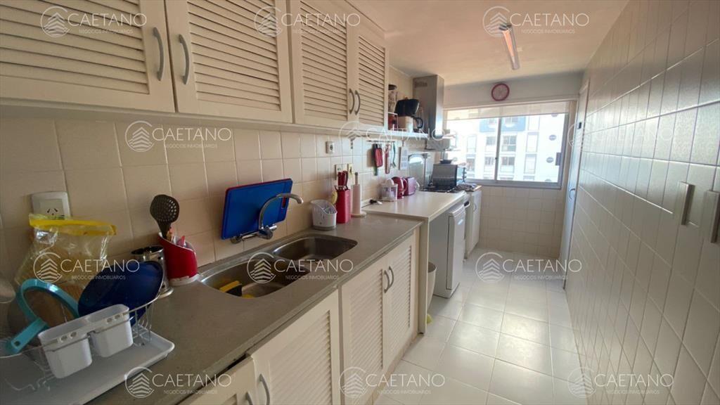 Apartamento en Peninsula, alquiler 2 dormitorios con vista