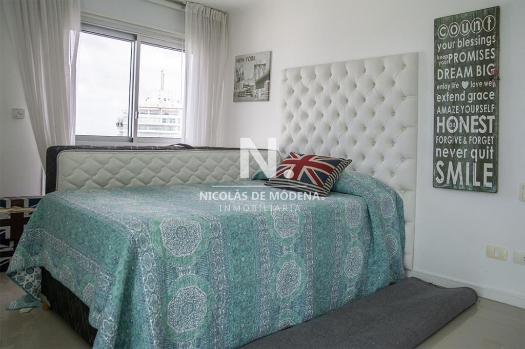 Vende apartamento de 3 dormitorios en Wind Tower,