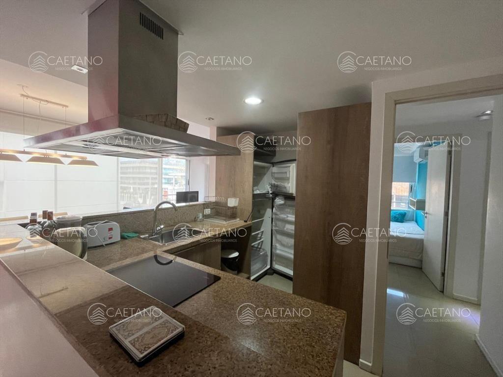 Apartamento en Venta de 2 dormitorios a cuadras del Puerto