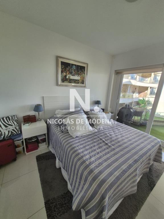 Apartamento en venta primera linea Playa Mansa Punta del Es