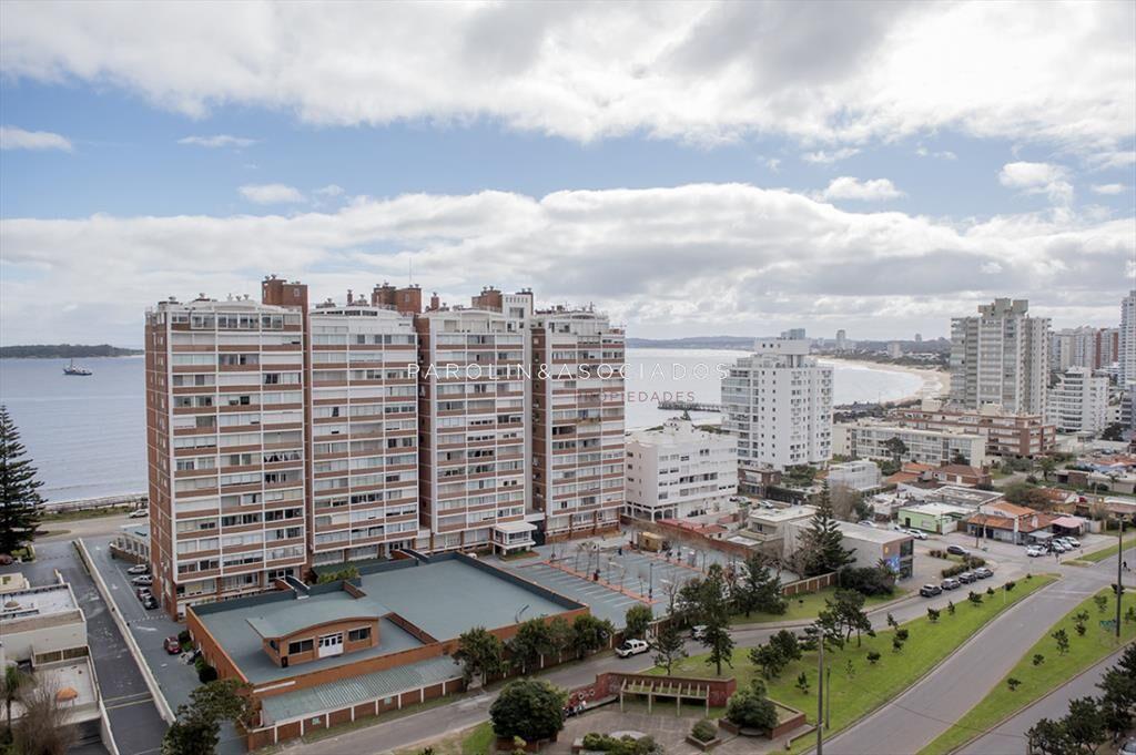 Increíble apartamento excelente vista al mar en torre Impe