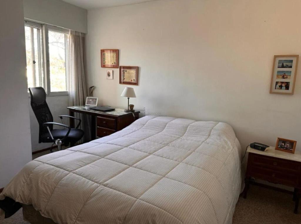 Se vende Apartamento de dos dormitorios con garage en Parqu