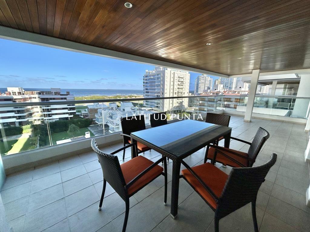 Apartamento de 2 dormitorios en Brava