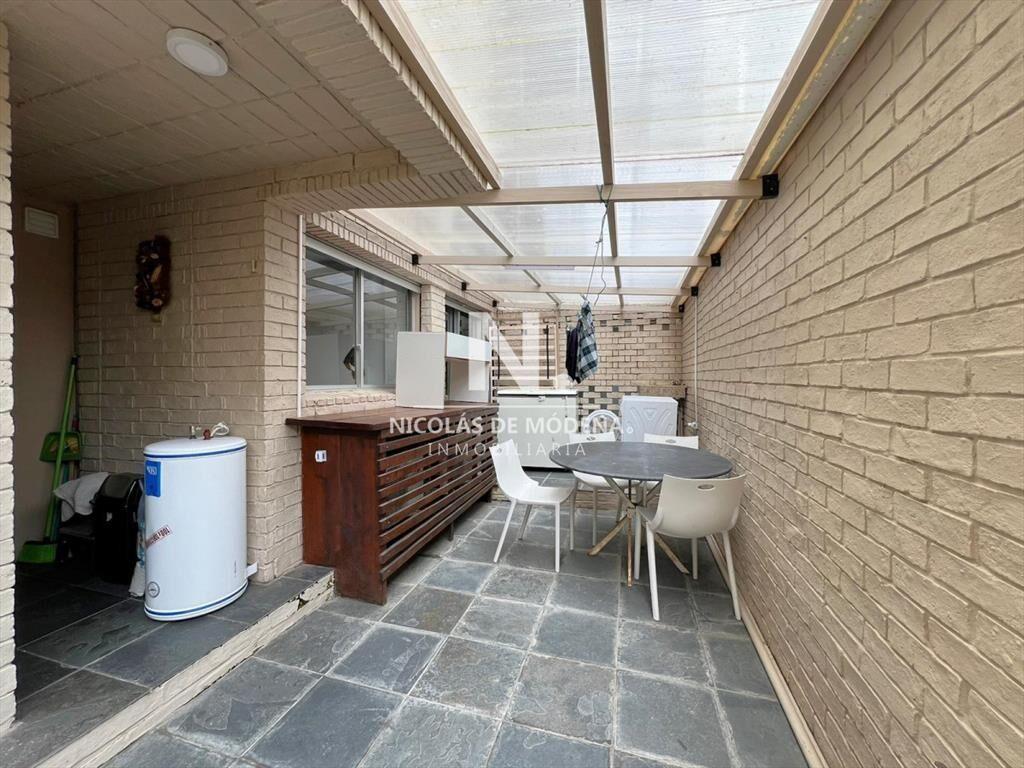 Vende apartamento de 3 dormitorios en Península