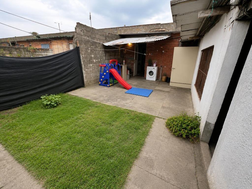 Venta de Casa en el Cerro con 2 dormitorios