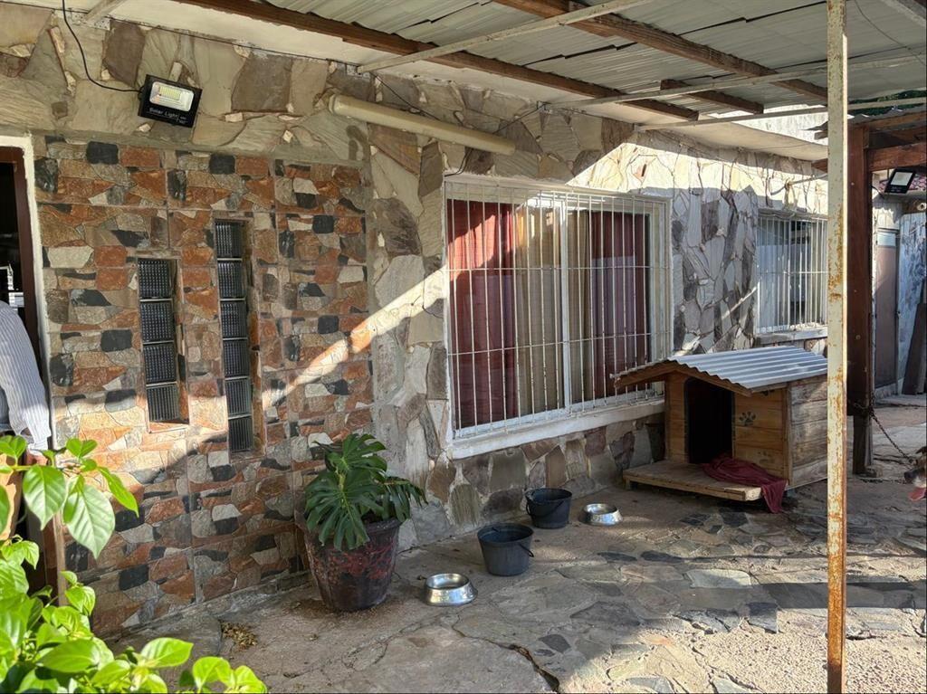 3 VIVIENDAS EN MISMO PADRÓN Solymar norte VENTA Ciudad de l
