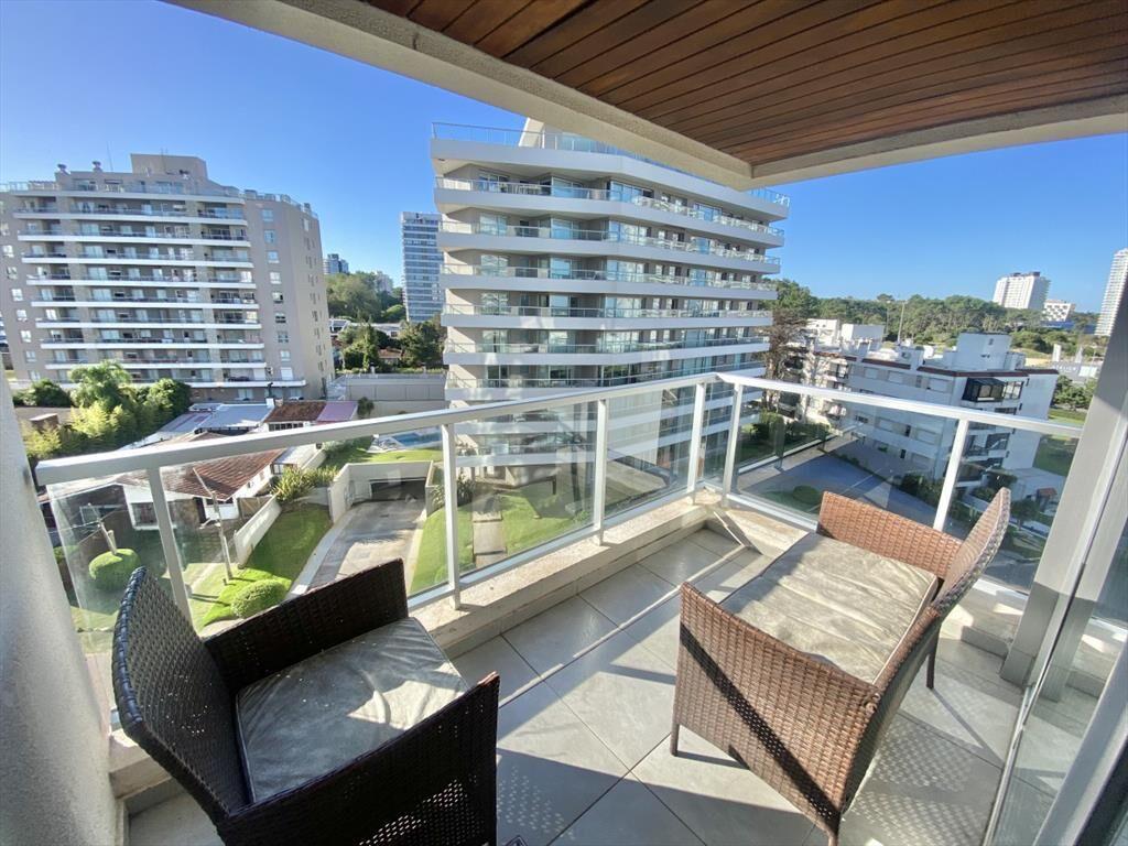 VENTA APARTAMENTO 2 DORMITORIOS EDIFICIO VISTA BRAVA