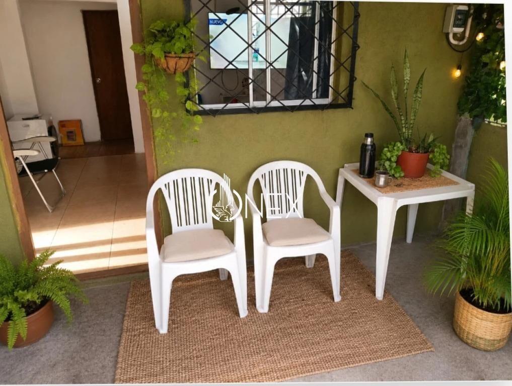Se venden 2 casa en Maroñas, Montevideo.