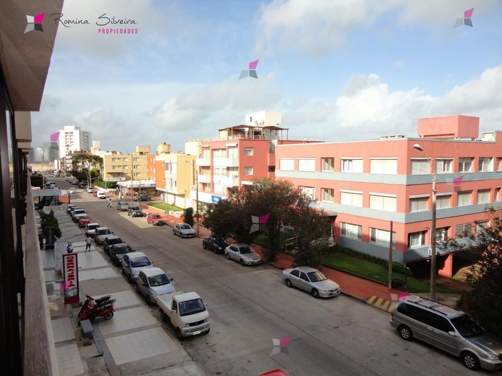 Apartamento en Peninsula, 3 dormitorios *