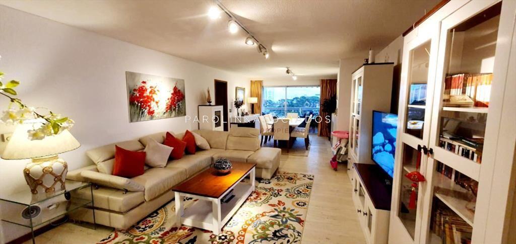 Hermoso apartamento en venta con agradable vista en Punta d