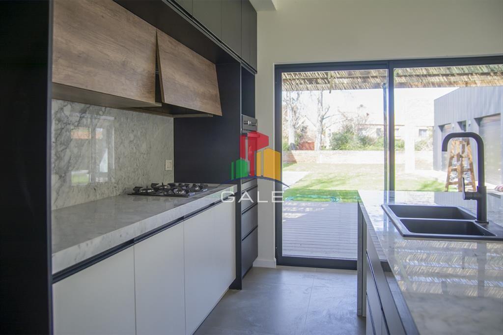 Chalet en el Golf de 4 dormitorios en venta a
