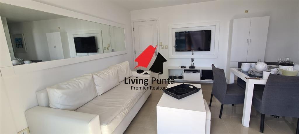 Inmejorable apartamento en venta a pasos del mar