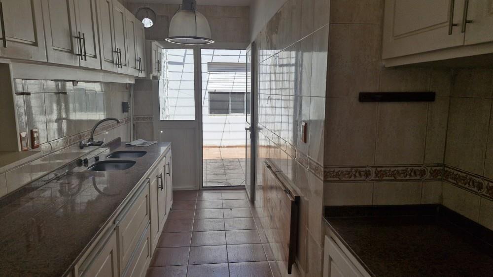 Venta casa 3 dorm en Reducto, Ramon Marquez
