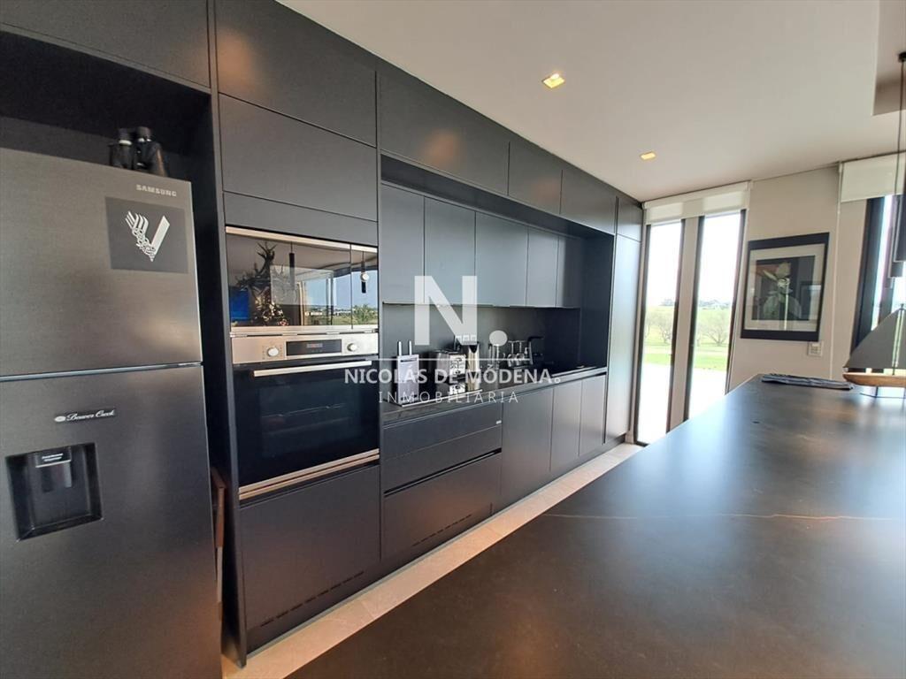Espectacular chacra con chalet en venta de un 2
