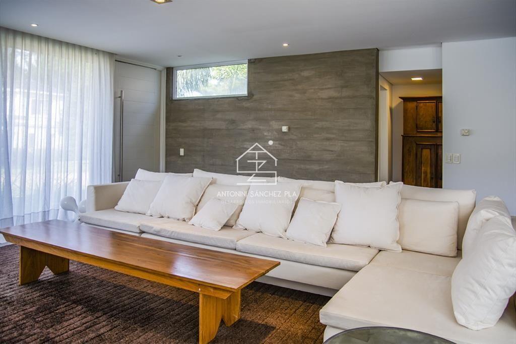 Casa en barrio privado Boulevard Park, Playa Mansa Punta de