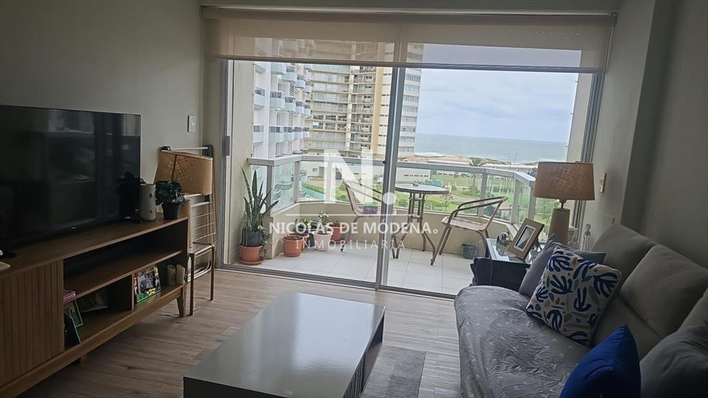 En venta apartamento de 2 dormitorios mas en del
