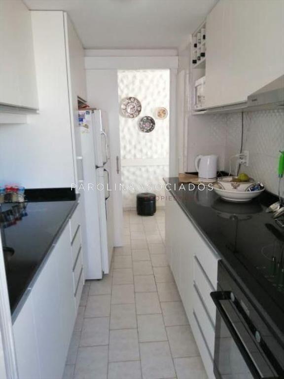 Apartamento de 3 dormitorios en venta en Punta
