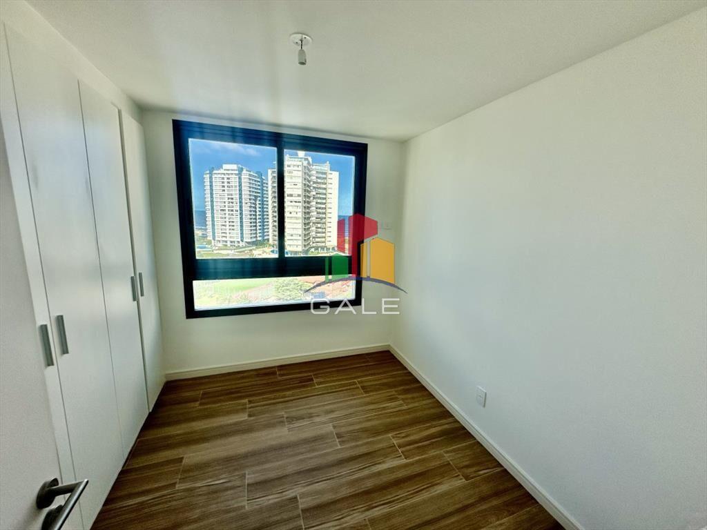 Excelente apartamento en playa brava