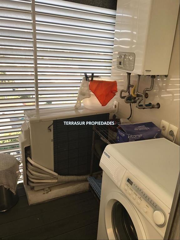 Venta con muebles apartamento de dos dormitorios/ 2 unidad