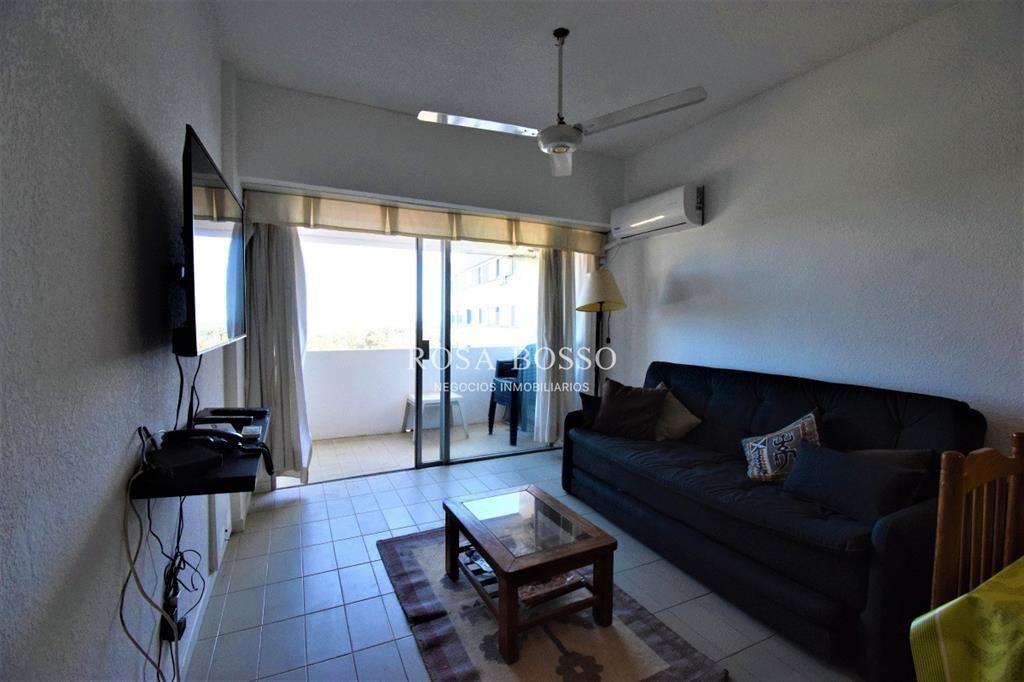 Apartamento en Roosevelt, 2 dormitorios *