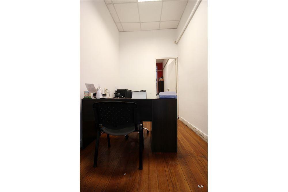 Venta Oficina Ciudad Vieja