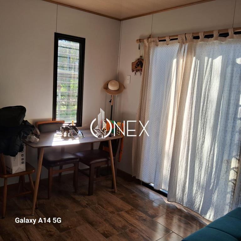 Se alquila casa en Las Vegas norte.