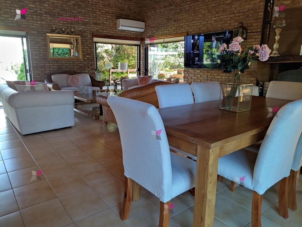 VENTA DE CASA 5 DORMITORIOS EN SUITE EN MANSA PUNTA DEL EST