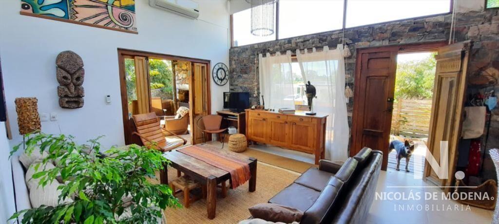 Para vivir todo el aÃ±o. El Tesoro. Casa de 3 Dormitorios e