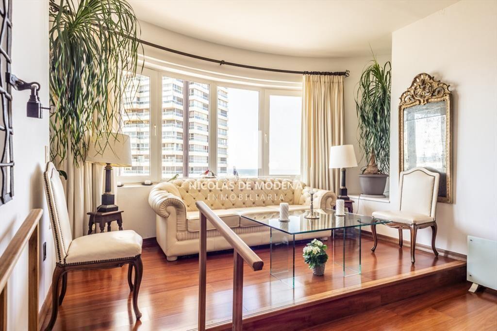 Vende Apartamento en Península - Punta del Este