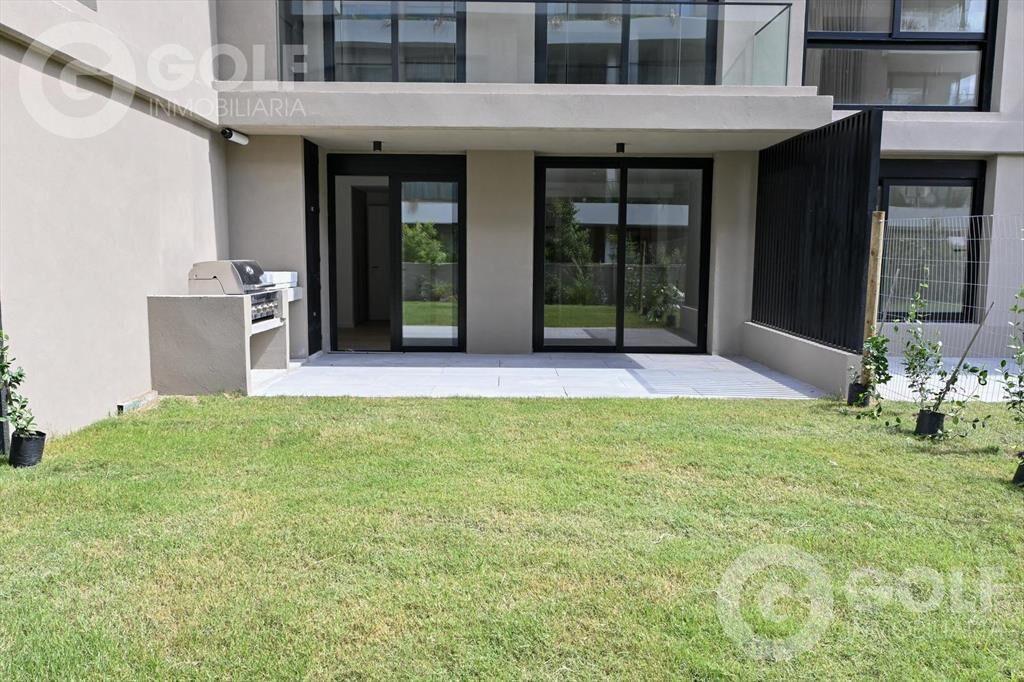 Alquiler de apartamento de 1 dormitorio con parrilla y coch